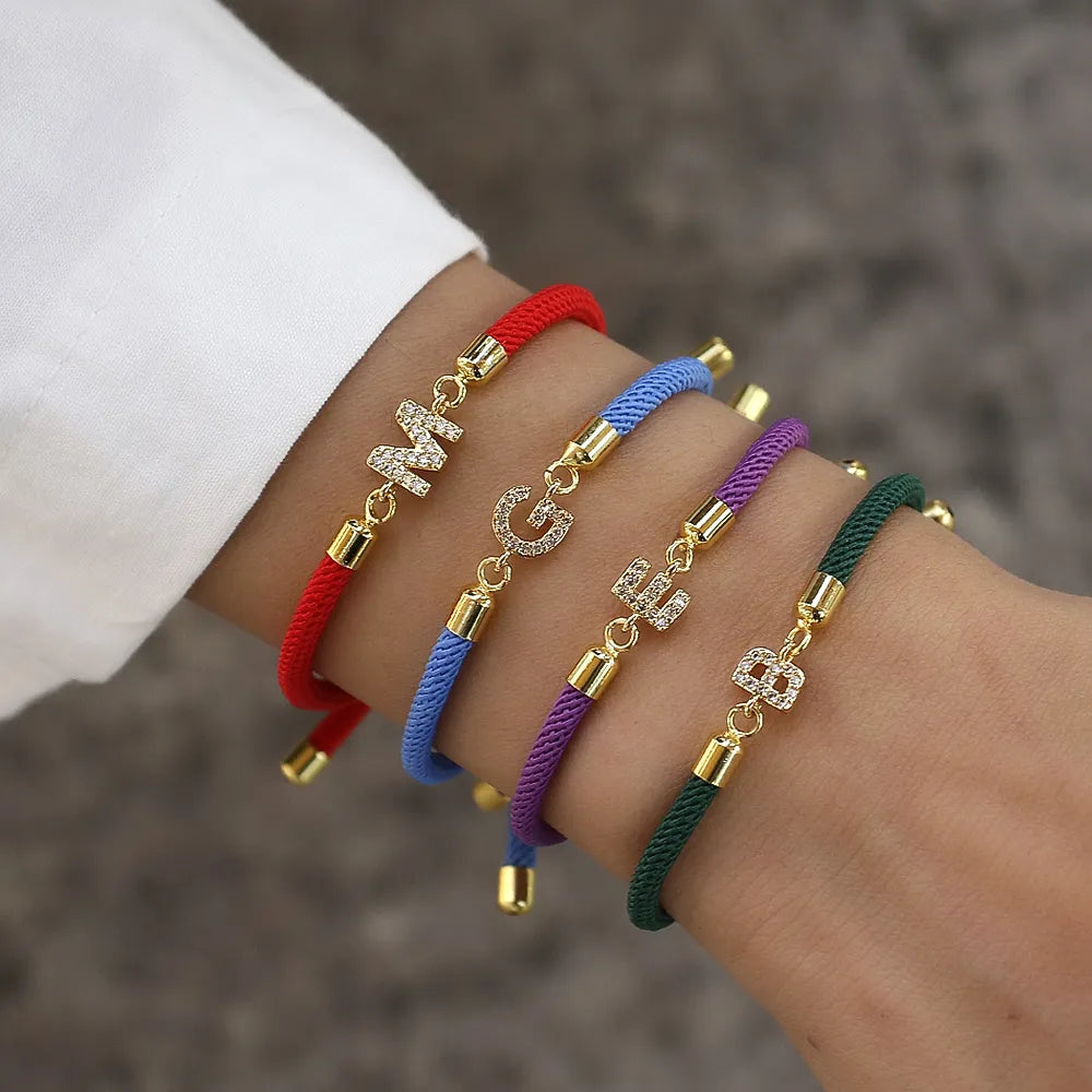 Pulseira de corda ajustável com iniciais A-Z